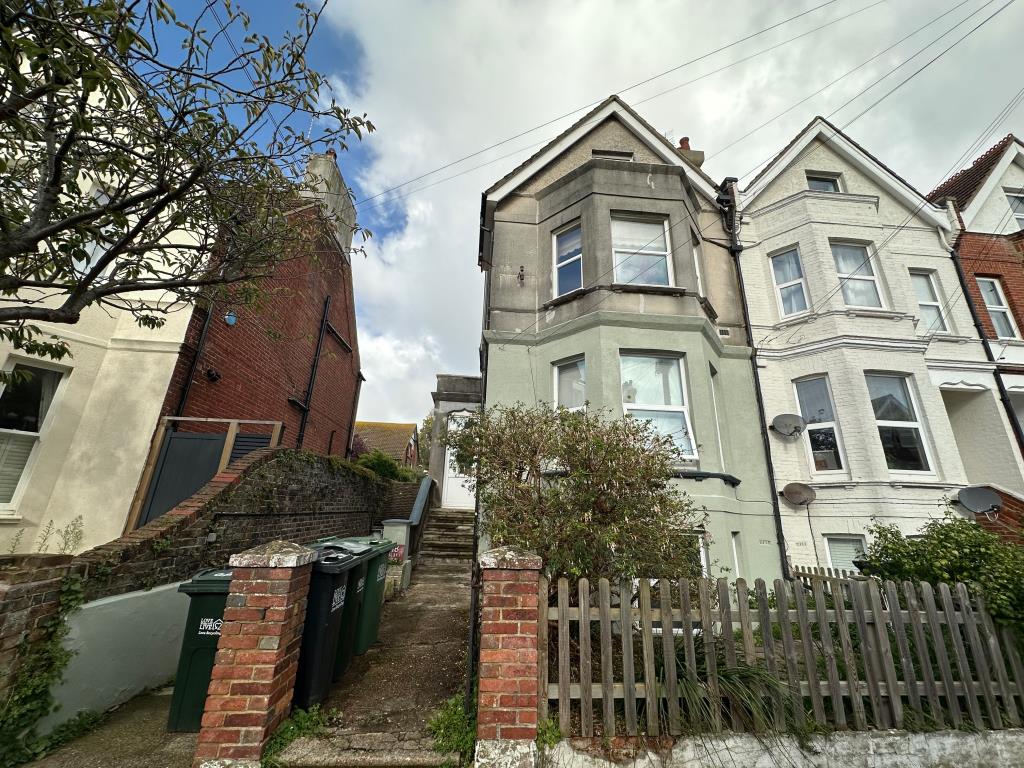 Lot: 46 - TWO-BEDROOM MAISONETTE FOR REFURBISHMENT - Outside of Property